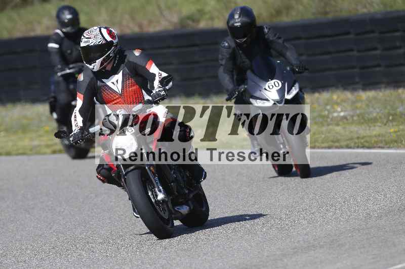 /01 02.04.2026 MAZ ADR/Gruppe gelb Gruppe gruen/60